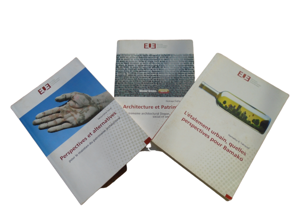 Trois ouvrages écrits par les étudiants architectes sortants de l’ESIAU et publiés par les Editions Universitaires Européennes